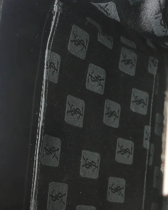 Patent YSL Clasp Top Handle Bag in Patent leather from A Retro Tale, photo 12 of 14