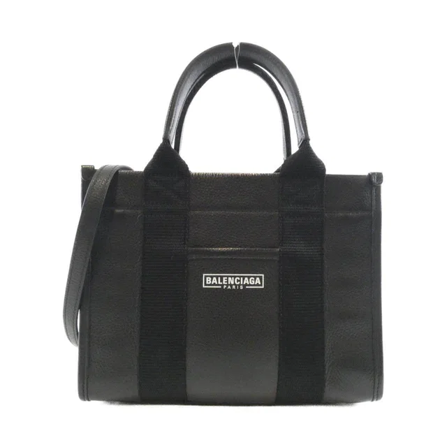 Balenciaga Hardware Leather Handbag in Leather from LuxUness