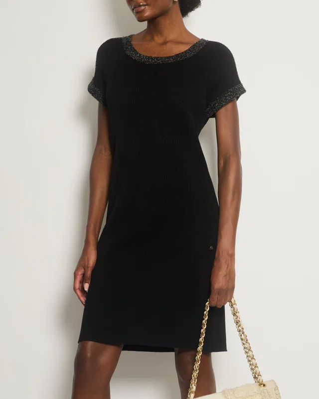 Chanel 12P Black Knitted Short-Sleeve Dress with White Trim Detail FR 40 (UK 12) in Black from Sellier