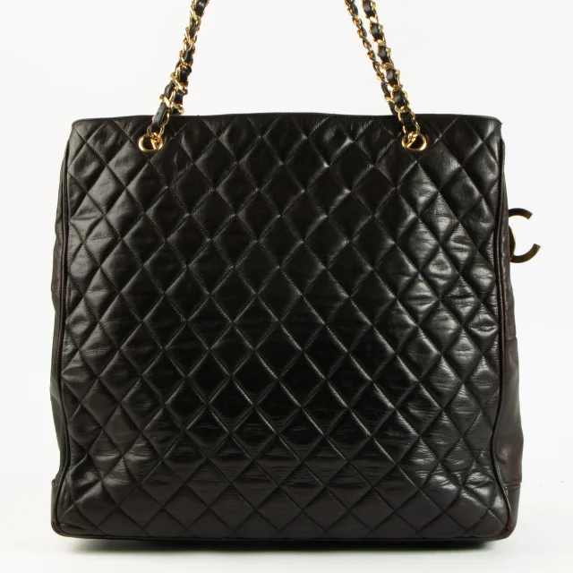 Chanel Vintage Black Quilted Lambskin Large Tote Bag in Black Lambskin from Labellov, photo 4 of 5