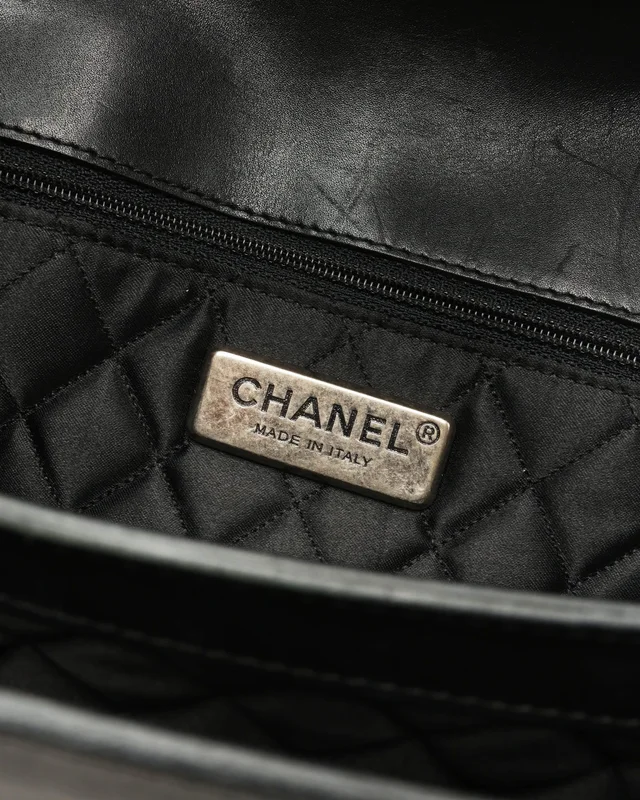 Chanel Chain Flap Bag in Leather from A Retro Tale, photo 10 of 12