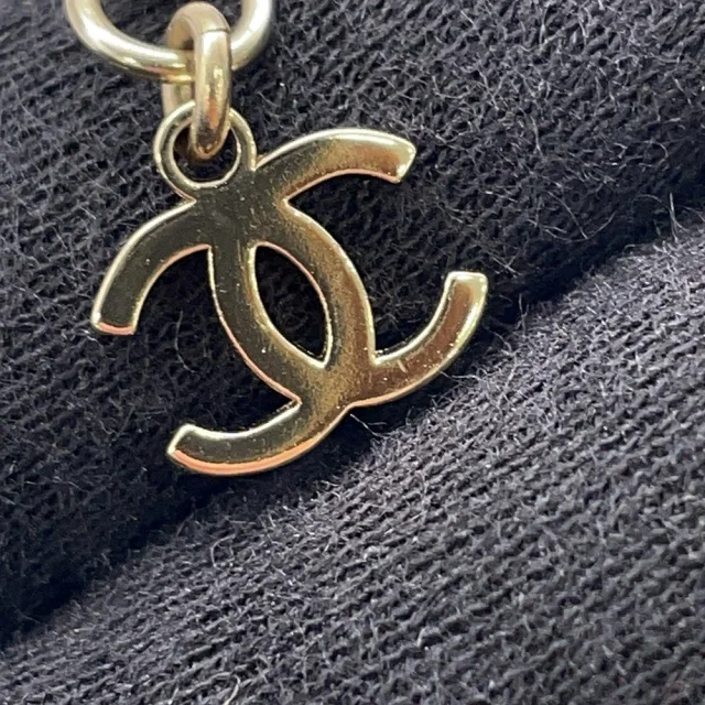 Chanel CC Logo Rhinestone Faux Pearl Necklace Champagne GoldABC199 B14735 Gold Plated Rhinestone Faux… in Gold from GALLERY RARE, photo 8 of 10