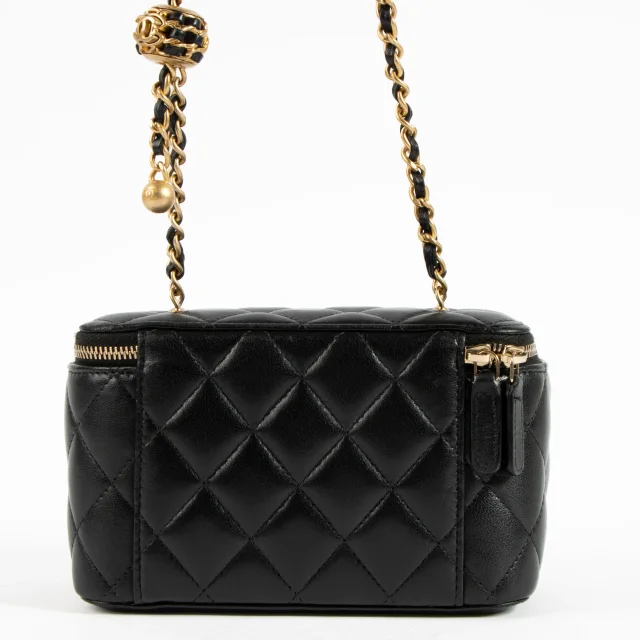Chanel Black Pearl Crush Long Vanity With Chain Bag in Black from Labellov, photo 4 of 8