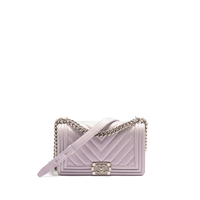 Chanel medium boy bag chevron Lambskin iridescent lilac SHW in Purple Lambskin from EMIER