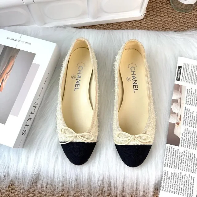 Chanel Beige Tweed Cap-Toe Flats Size 36.5 in neutral|white Tweed from Grailed