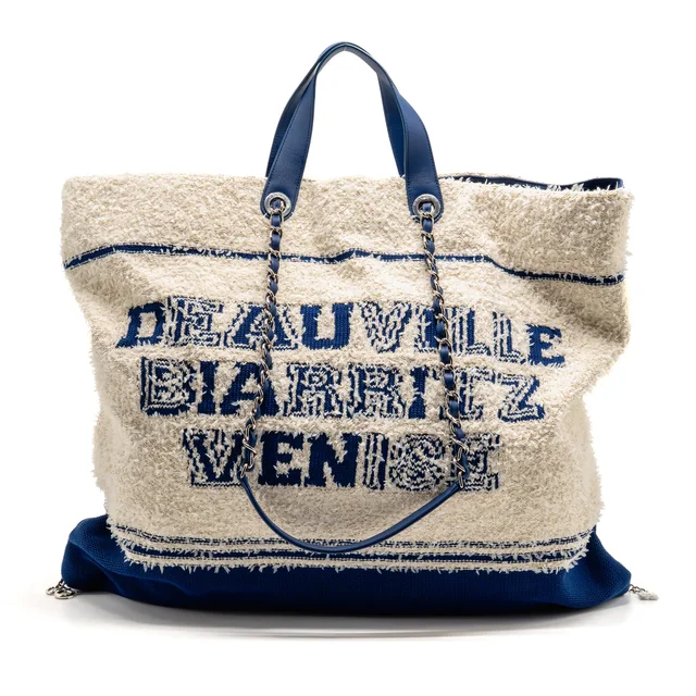 Chanel 19P Deauville Biarritz Venice tote tweed white / blue SHW in White Tweed from EMIER