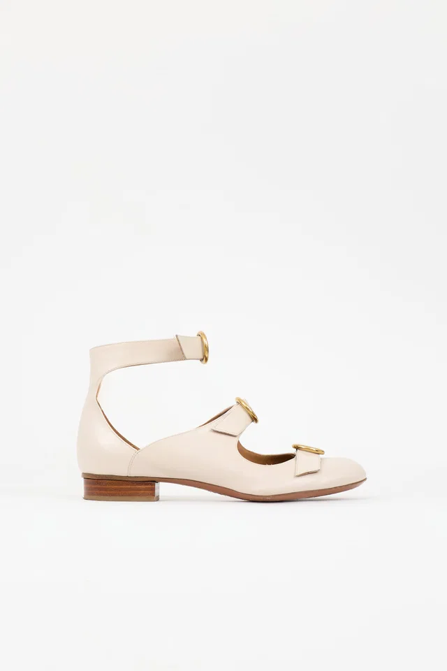 Chloé Leather Buckle Flat in Leather from VSP Consignment