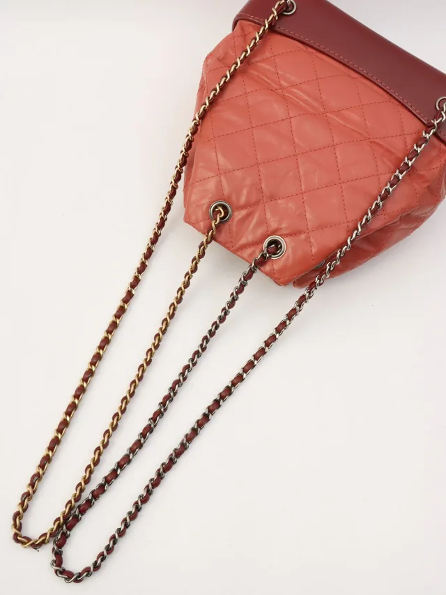 Chanel 2018 Production CC Mark Plate Chain Backpack Pink/Bordeaux in Burgundy Leather from VINTAGE QOO TOKYO, photo 12 of 23