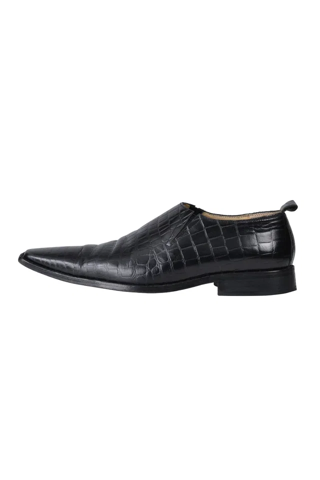 Comme des Garçons Black Leather Croc Print Slip On Shoes 2001 in Black Crocodile from Resurrection Vintage