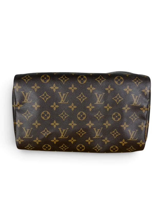 Louis Vuitton Vintage Monogram Canvas Speedy 30 in Coated canvas from Season 2 Consign, photo 7 of 10