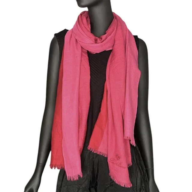 Loro Piana Women's Scarf - Pink/Red in pink|red from Depop, photo 1 of 1