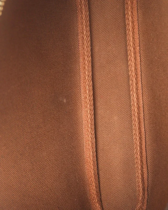 Louis Vuitton Monogram Pochette Accessoires Bag in Coated canvas from A Retro Tale, photo 7 of 8