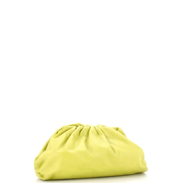 Bottega Veneta The Pouch Leather in green Leather from Rebag, photo 2 of 6