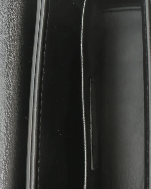 Dior 30 Montaigne Bag in Leather from A Retro Tale, photo 8 of 9