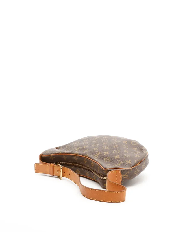 Louis Vuitton Monogram Croissant MM Bag in Coated canvas from A Retro Tale, photo 5 of 9