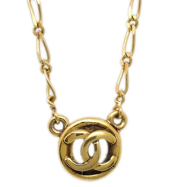 Chanel Medallion Gold Chain Pendant Necklace 1983 in Gold from AMORE Vintage Tokyo