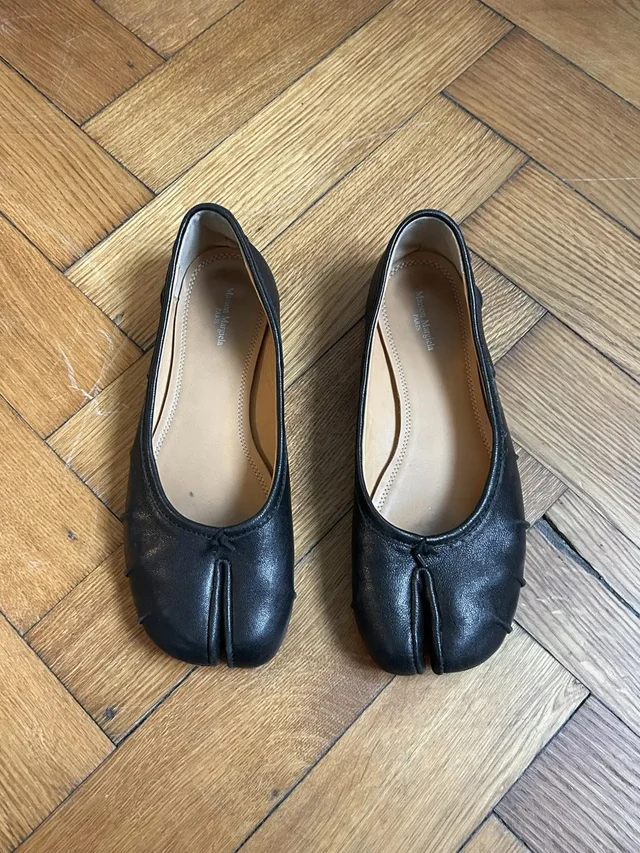 Maison Margiela Tabi in Black, Women's (Size 8) in black Calfskin from Grailed