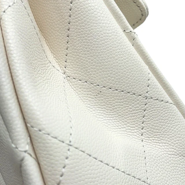 Chanel Matelasse Top Handle ChainShoulder Bag WhiteAS4711 Caviar Leather Size Mini in Caviar leather from GALLERY RARE, photo 9 of 17