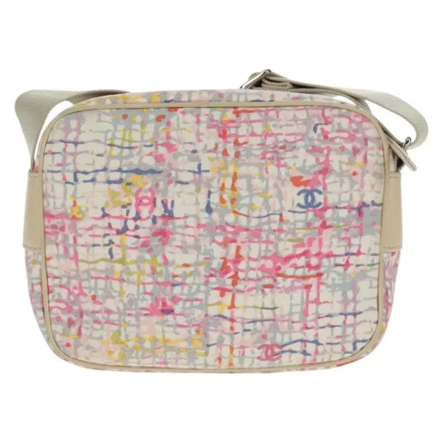 Chanel Vintage Clover Camera Printed Canvas Multicolour Bag in Multicolor Canvas from HEWI, photo 2 of 24