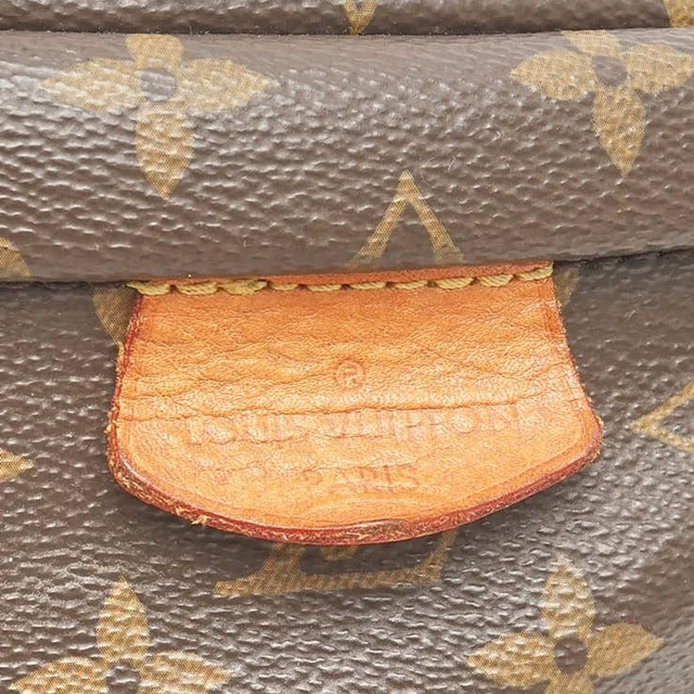 Louis Vuitton Monogram Bum Bag in Coated canvas from A Retro Tale, photo 6 of 9