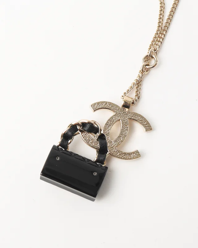 Chanel Flap Bag Pendant Full Set Necklace from A Retro Tale, photo 4 of 5