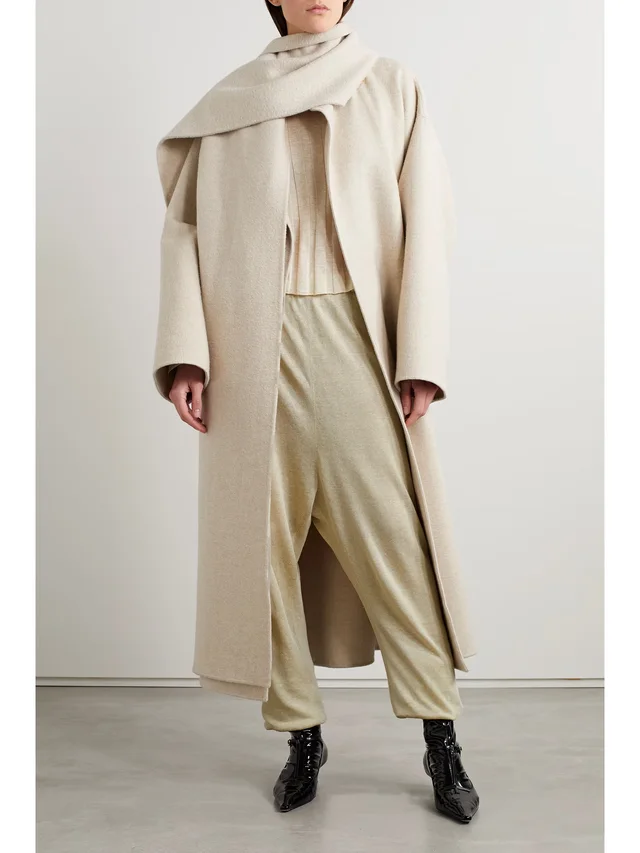 THE ROW Dalbero linen and silk-blend tapered pants in Beige, photo 2 of 2 from NET-A-PORTER (Canada)