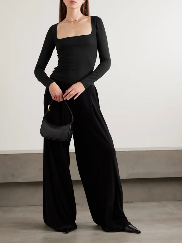 SKIMS Smooth Layers Square Neck Top - Obsidian in Black, photo 2 of 2 from NET-A-PORTER (Canada)