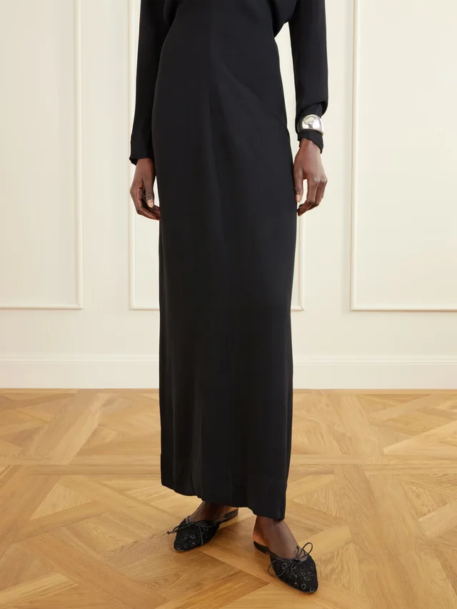 MANOLO BLAHNIK Ballerimu bow-detailed leather-trimmed lace flats in Black, photo 2 of 2 from NET-A-PORTER (Canada)