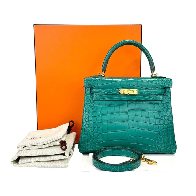 Hermès Kelly 25cm Matte Alligator Z6 Malachite with GHW in Crocodile from Luxury Promise