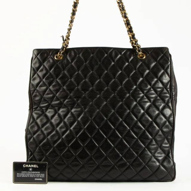 Chanel Vintage Black Quilted Lambskin Large Tote Bag in Black Lambskin from Labellov, photo 2 of 5