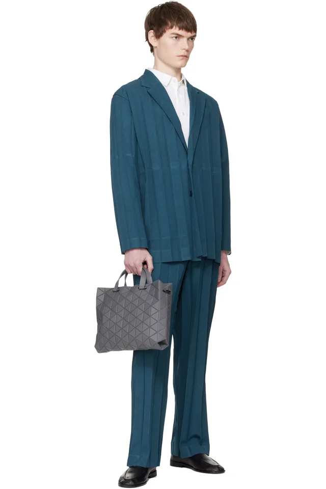 BAO BAO ISSEY MIYAKE Gray Matte Tonneau Bag, photo 4 of 4 from SSENSE