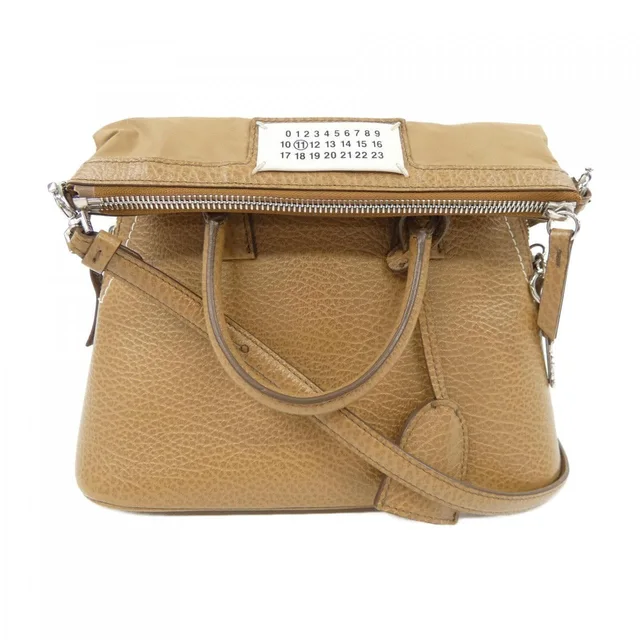 【クーポン対象商品】メゾンマルジェラ Maison Margiela BAG in BRAUN type P0396 Calf from KOMEHYO
