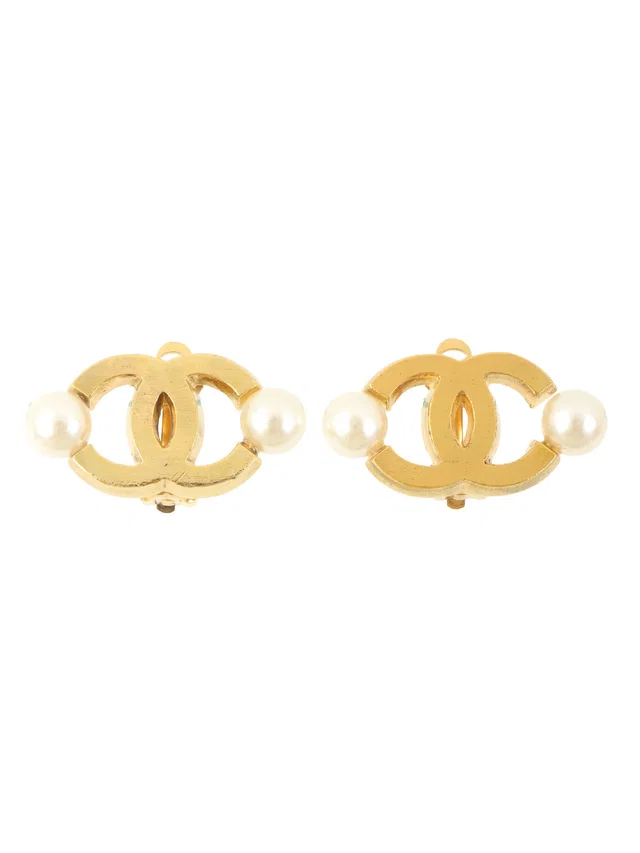 Chanel 2002 Pearl CC Mark Earrings Gold in Gold from VINTAGE QOO TOKYO