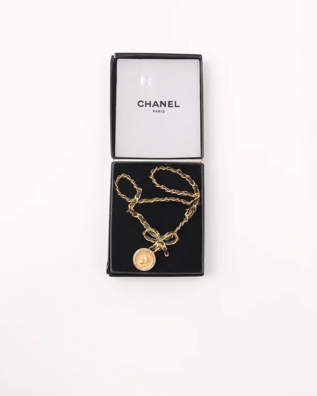 Chanel Ribbon Coco Leather Chain Choker in Leather from A Retro Tale, photo 6 of 6