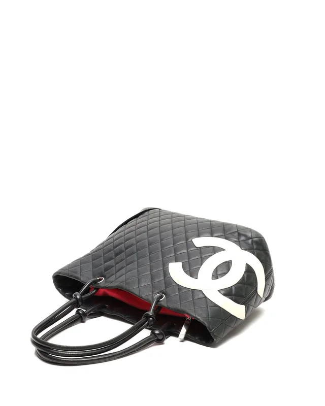 Chanel Cambon Tote Bag in Leather from A Retro Tale, photo 4 of 10