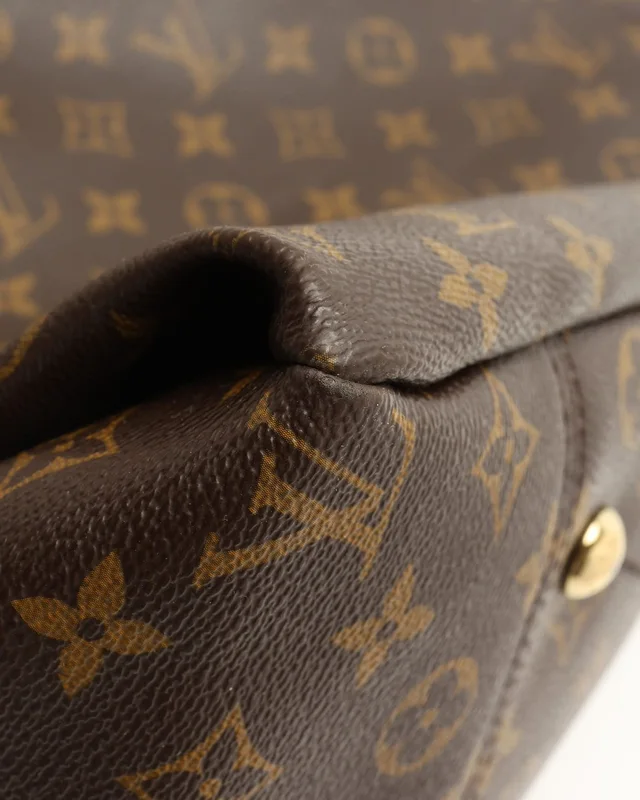 Louis Vuitton Monogram Artsy MM Shoulder Bag in Coated canvas from A Retro Tale, photo 7 of 10