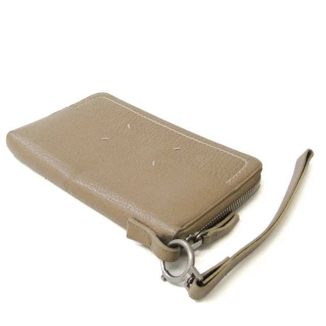 Maison Margiela handbags, wallets & cases in Leather from The Brand Collector