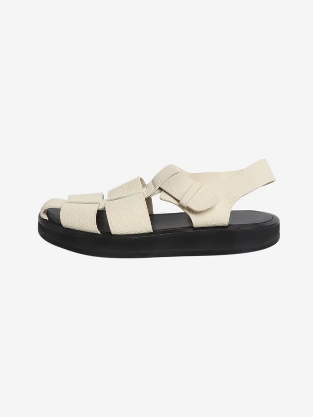 The Row Ecru Fisherman leather sandals - size EU 37.5 in Leather from Sign of the Times