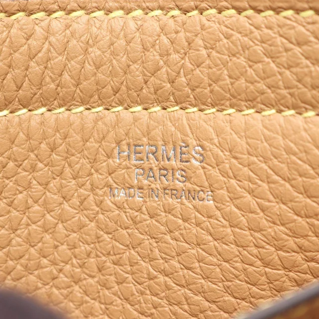 Hermès Cabas Herline46 Taurillon Clemence Tote Bag in White Calfskin from LuxUness, photo 4 of 7