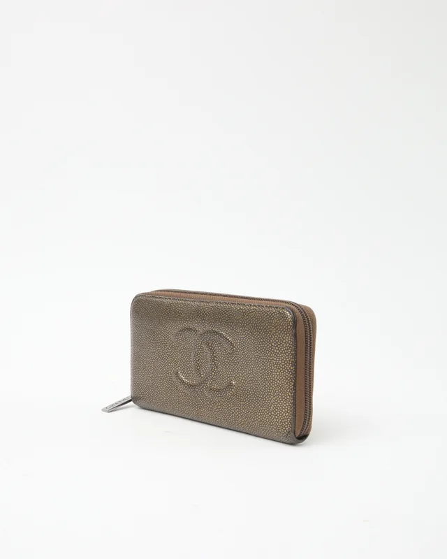 Chanel CC Metallic Caviar Long Zip Around Wallet in Caviar leather from A Retro Tale, photo 2 of 11