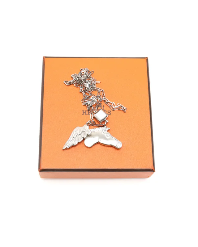 Hermès Talisman Pegasus Feather Necklace in Silk from A Retro Tale, photo 2 of 5