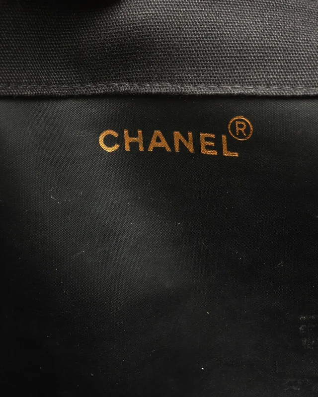 Chanel CC Chain Tote Bag in Canvas from A Retro Tale, photo 9 of 11