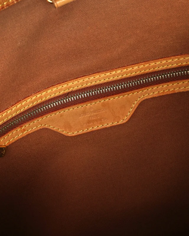 Louis Vuitton Monogram Batignolles Horizontal Bag in Coated canvas from A Retro Tale, photo 8 of 10