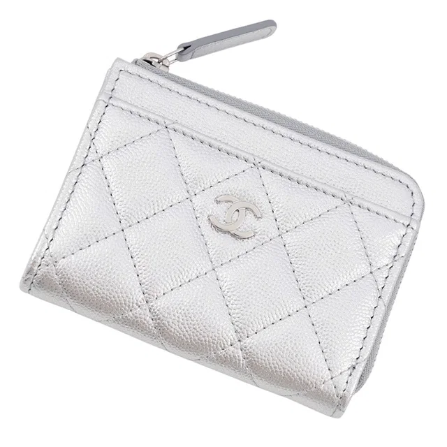 Chanel Matelasse fragment case SilverAP4893-B23404-U8301 Caviar Leather in Caviar leather from GALLERY RARE