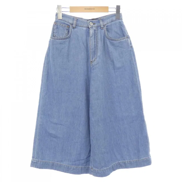 Dolce & Gabbana Pants & jeans from The Reluxe