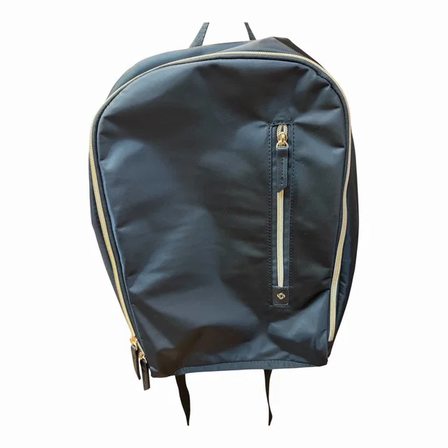 Samsonite Mobile Solution Everyday Backpack in black from Poshmark