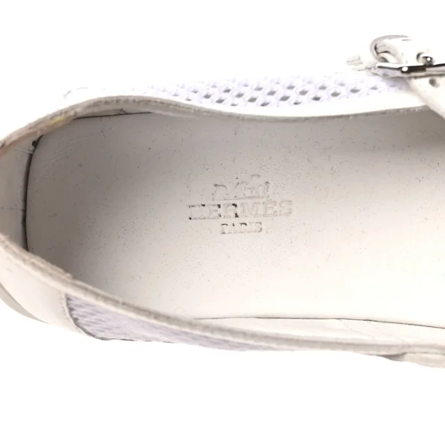 Hermès Crochet Knit Calfskin Kichu Ballet Flats 39 White in White Calfskin from FASHIONPHILE, photo 8 of 9