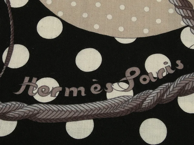 Hermès Clic-Clac à Pois Shawl Cashmere Silk Shawl 140cm in Silk from Ann's Fabulous Finds, photo 3 of 6