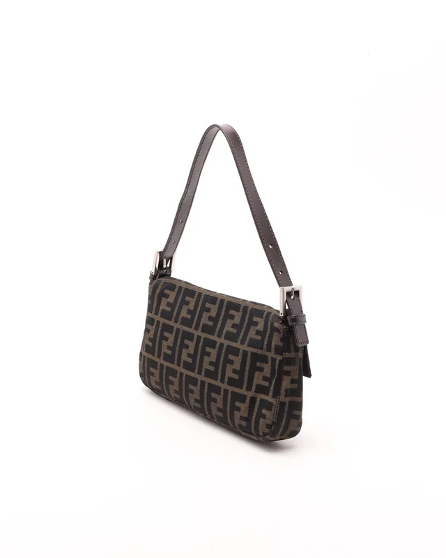 Fendi Zucca Baguette Bag in Canvas from A Retro Tale, photo 3 of 7