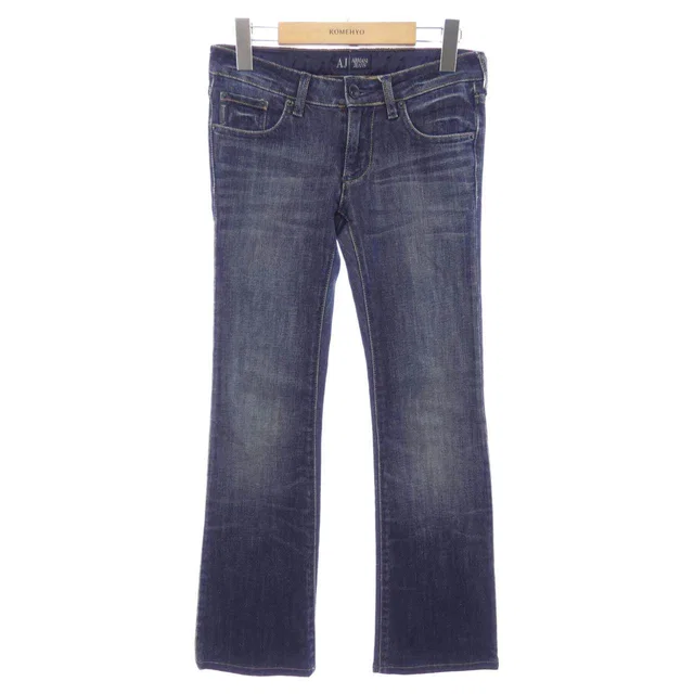 Giorgio Armani Jeans Pants from LuxUness